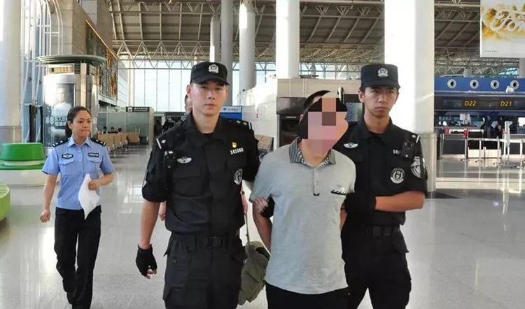 港毒枭潜逃十年落网